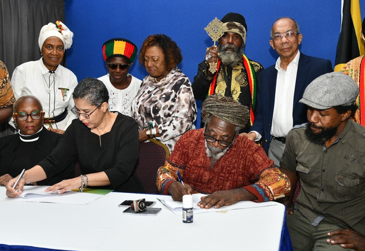 Gov`t Transfers Lands to Rastafari Community