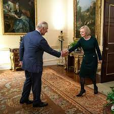 Liz Truss resigns: Race kicks off to find her successor within a week